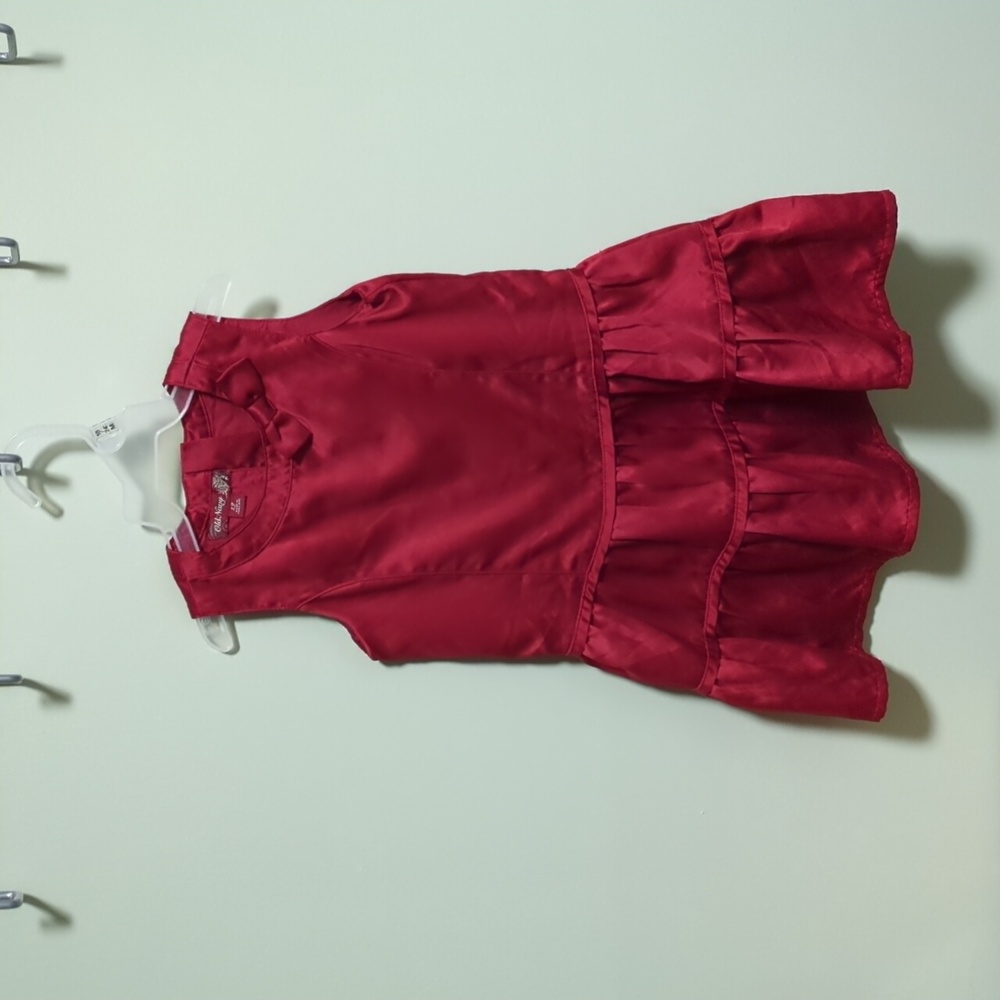 2T red dress